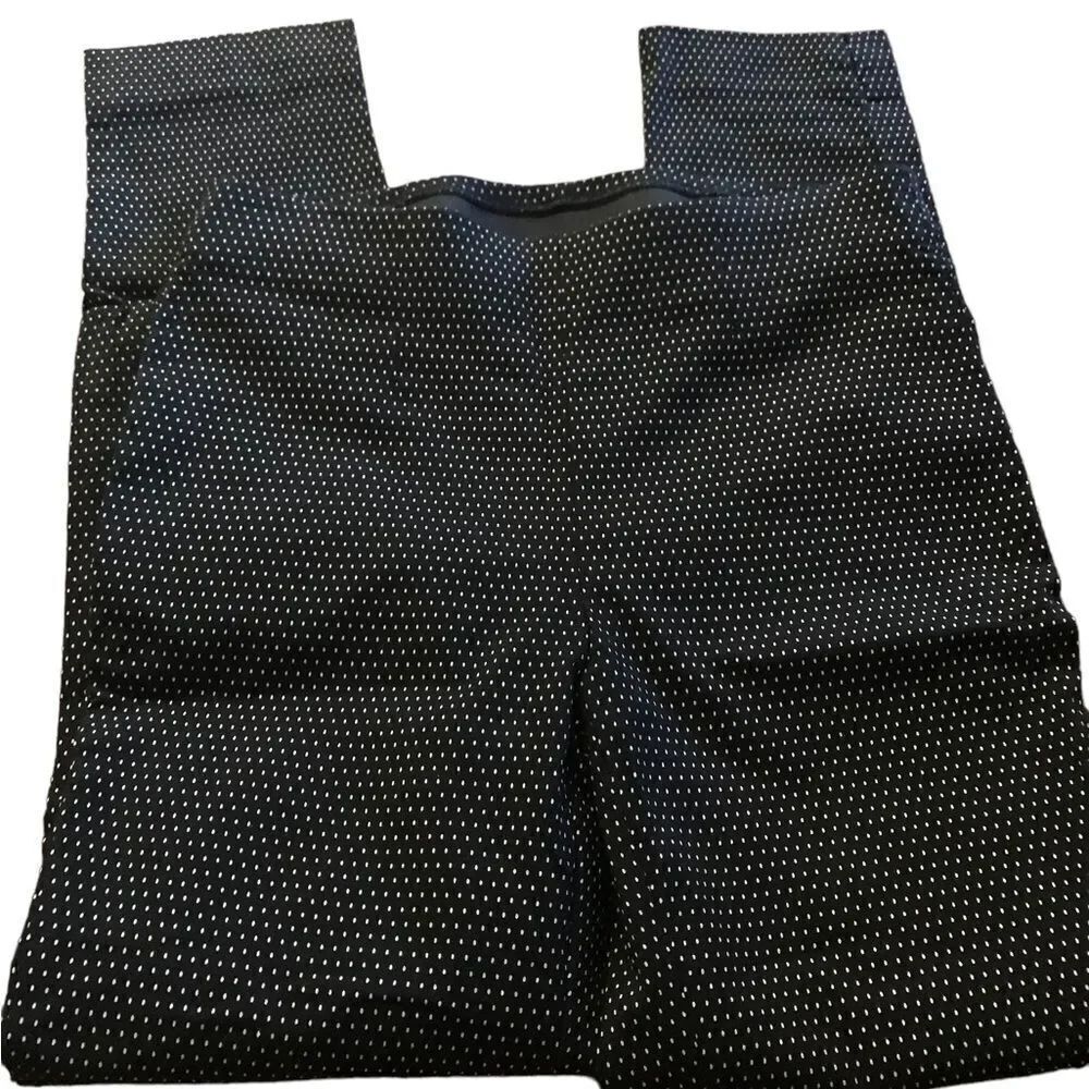 Chicos size 00 polka dot pants excellent condition so slimming line